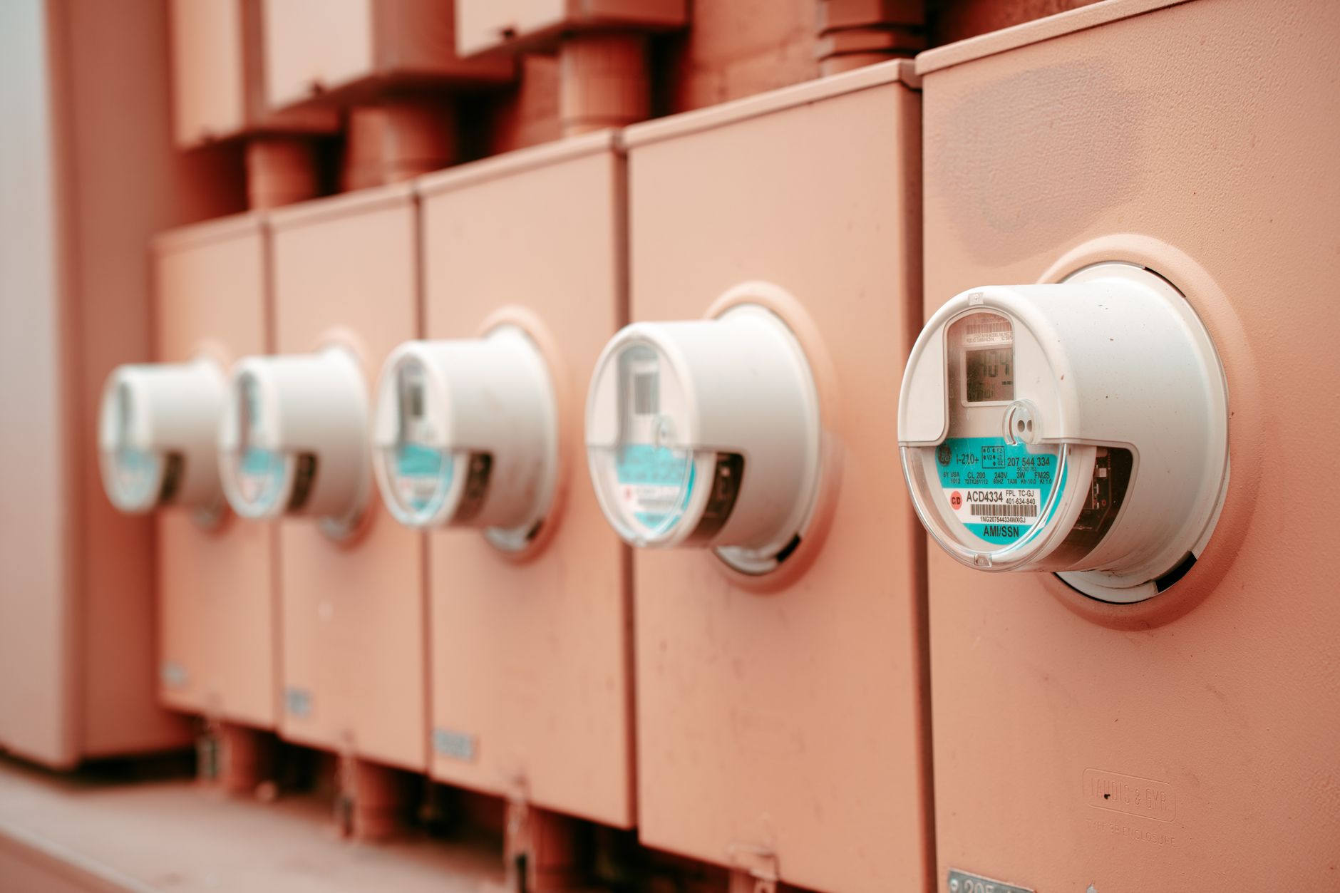 Net Metering in 2026: How Selling Power Back to the Grid Works